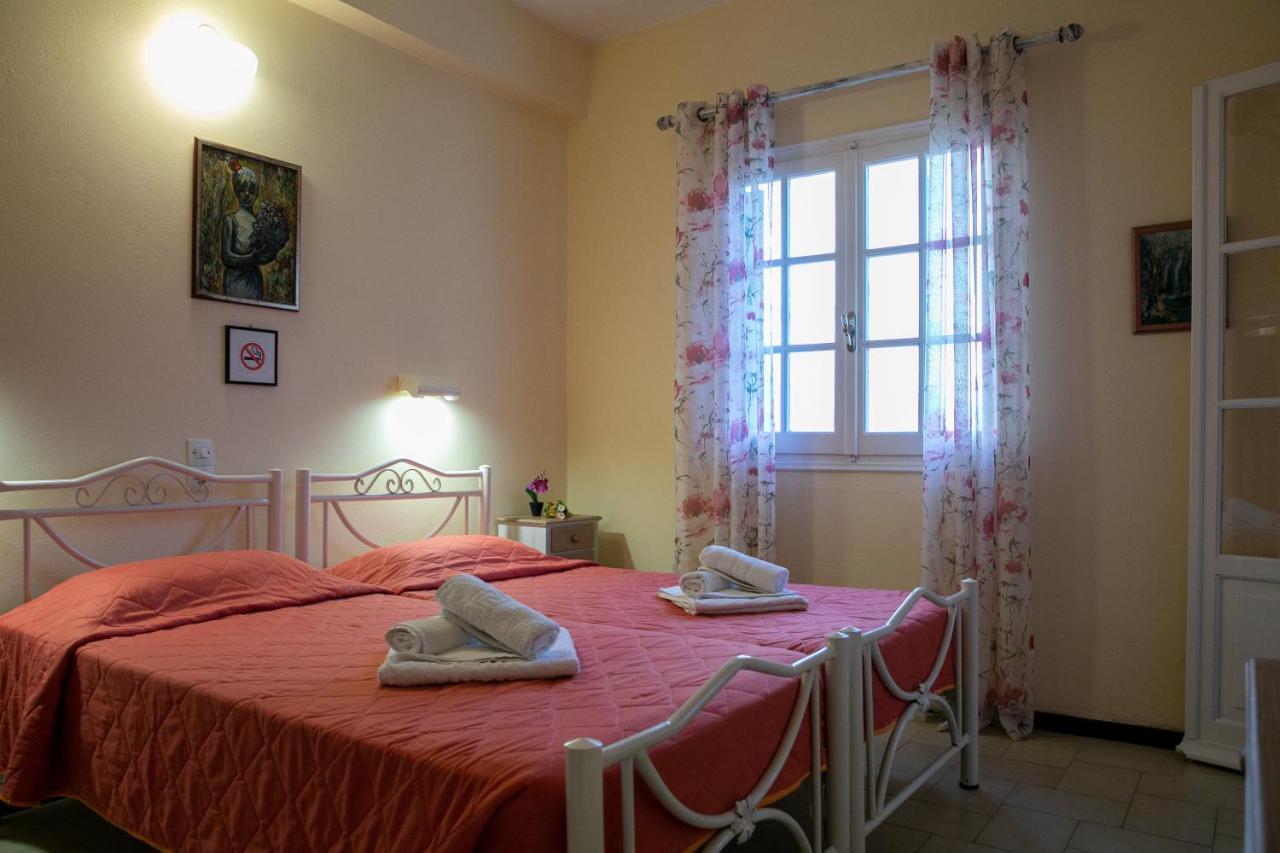 Villa Voula Agios Stefanos Avliotes  Eksteriør billede